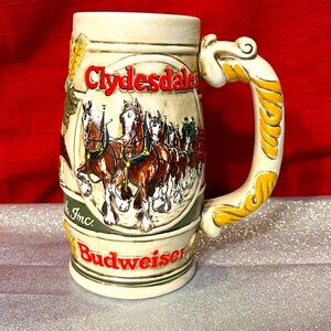 1983 BUDWEISER CLYDESDALE WHEAT CAMEO HOLIDAY STEIN